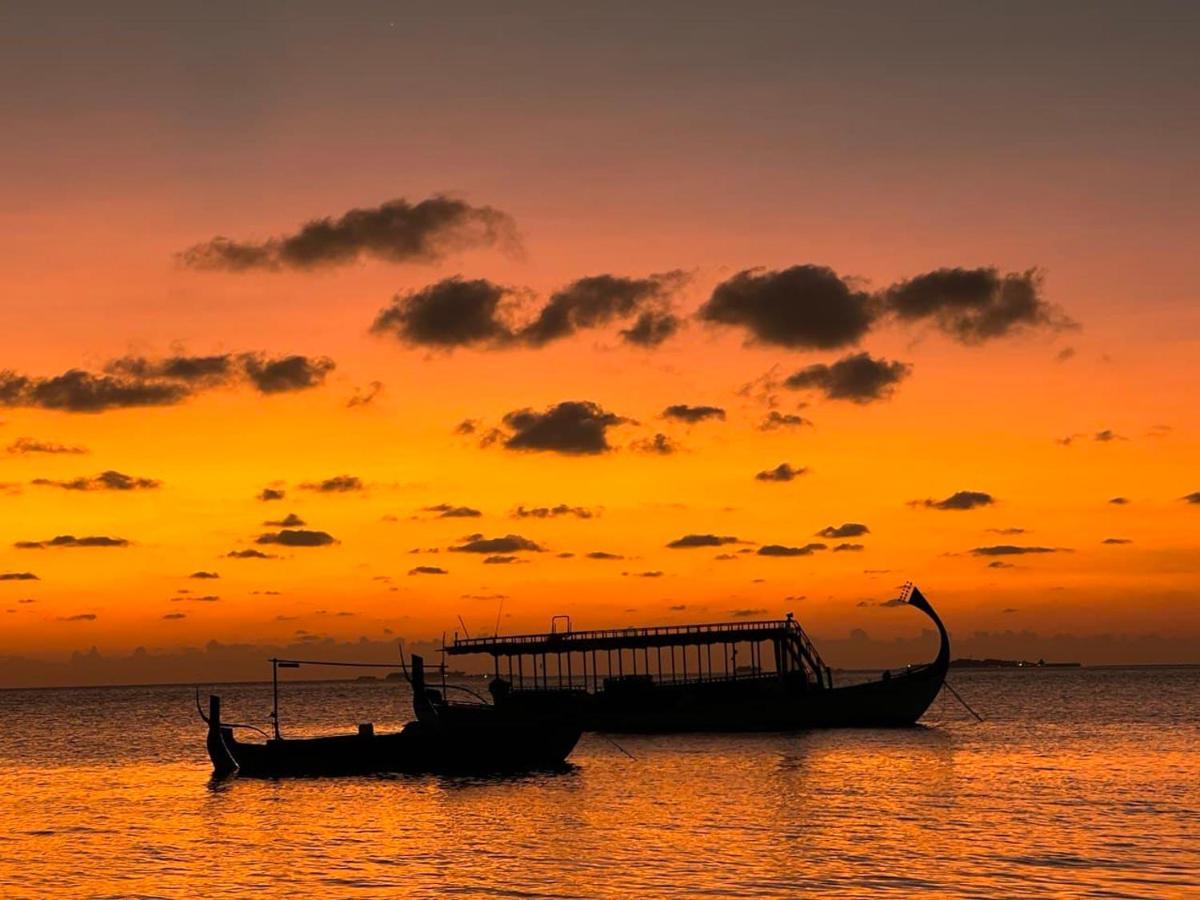Raalhu Dhangethi Bed and Breakfast Exteriör bild